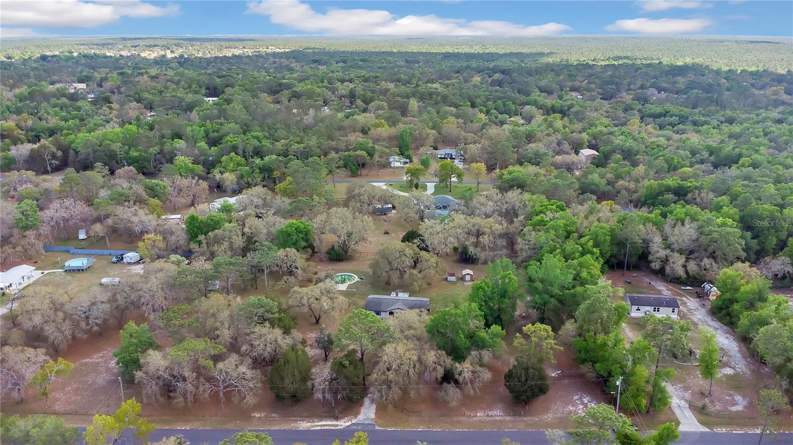 Listing photo id 28 for 3116 Buck  