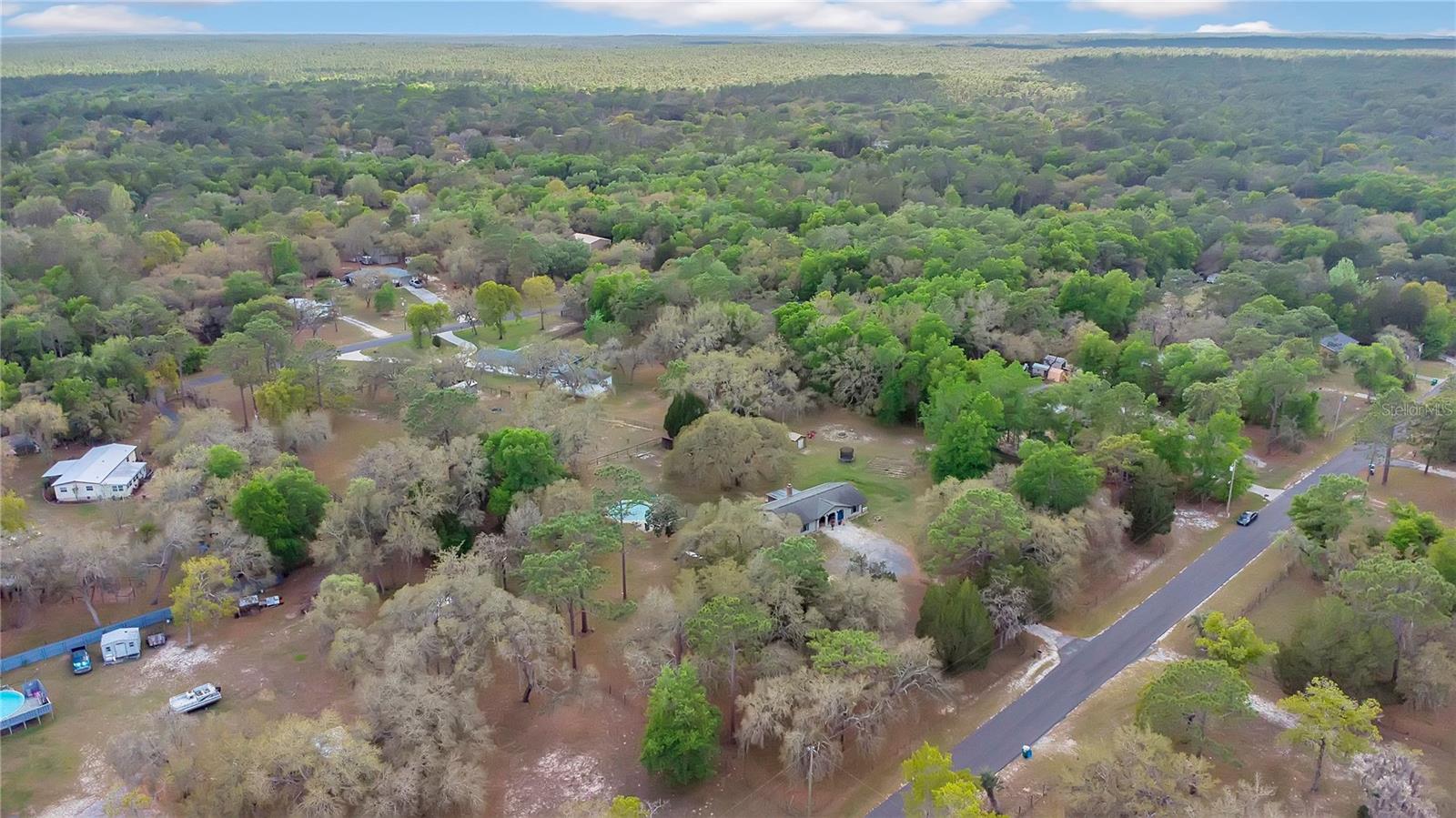 Listing photo id 29 for 3116 Buck  