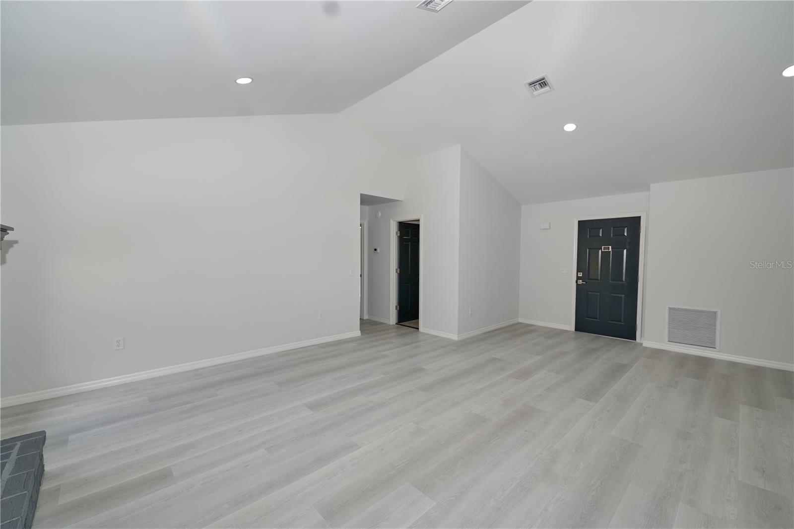 Image 23 of 69 For 119 Ridgecrest Drive