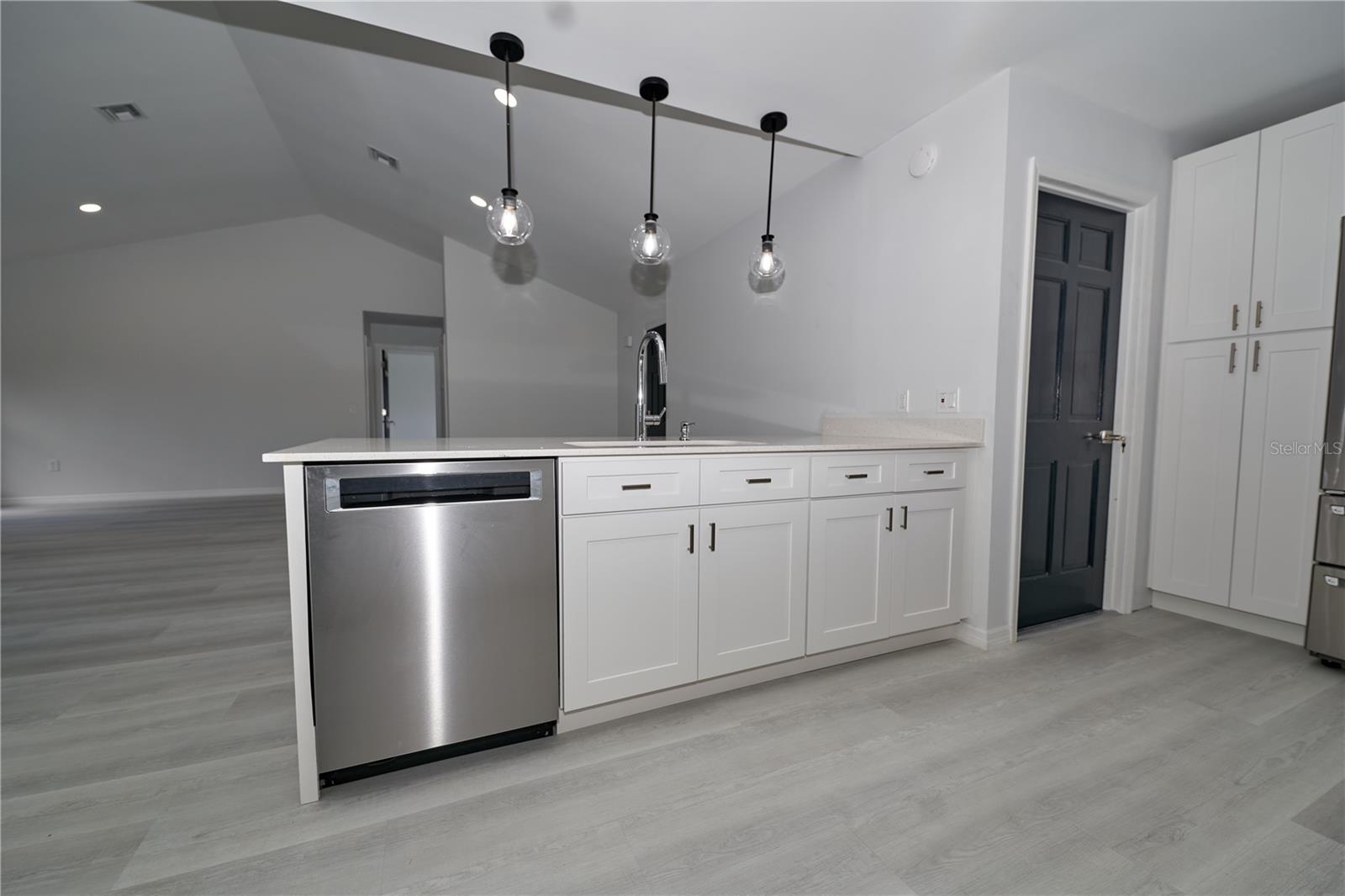 Image 33 of 69 For 119 Ridgecrest Drive