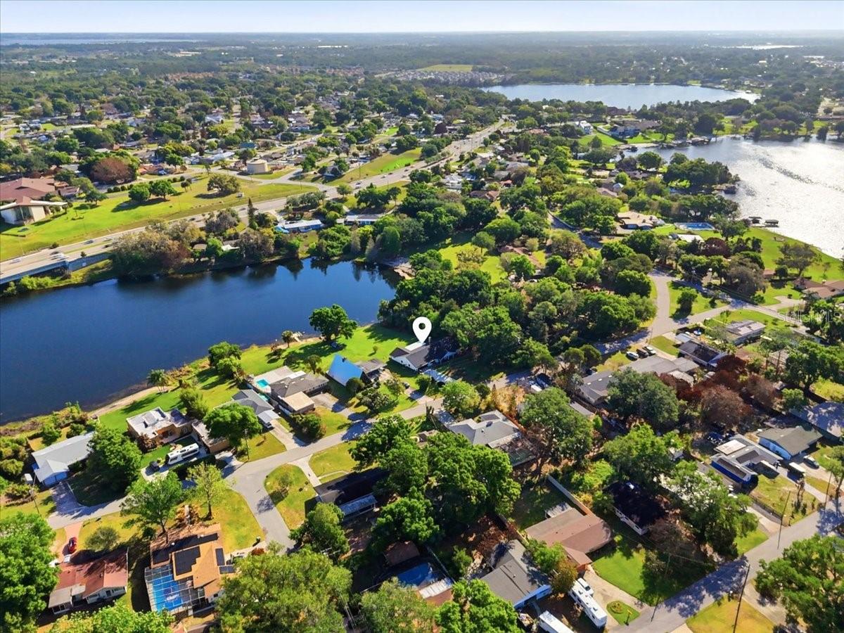 Image 16 of 61 For 236 W Lake Ina Drive