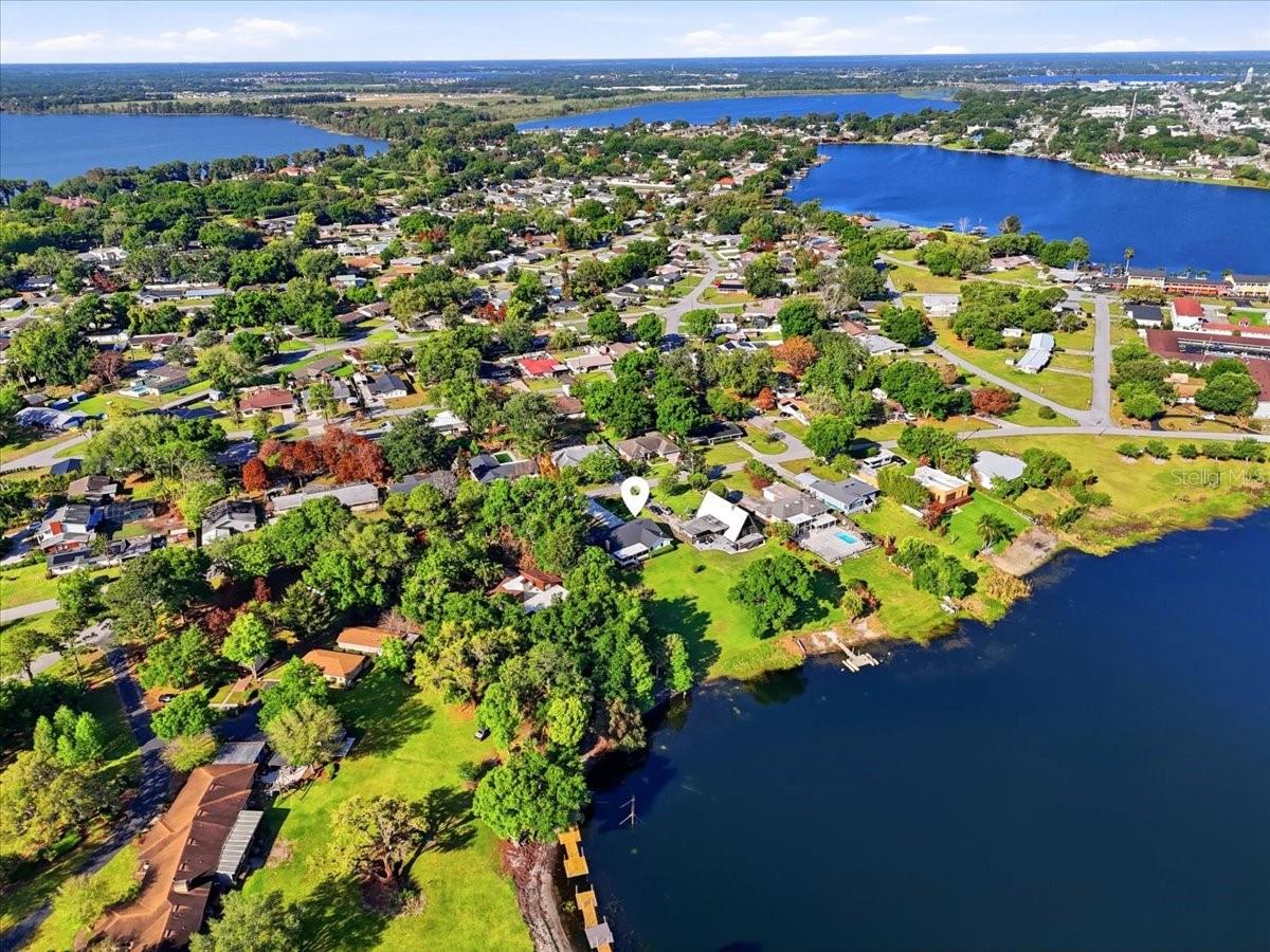 Image 19 of 61 For 236 W Lake Ina Drive