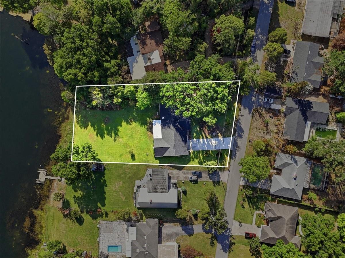 Image 21 of 61 For 236 W Lake Ina Drive