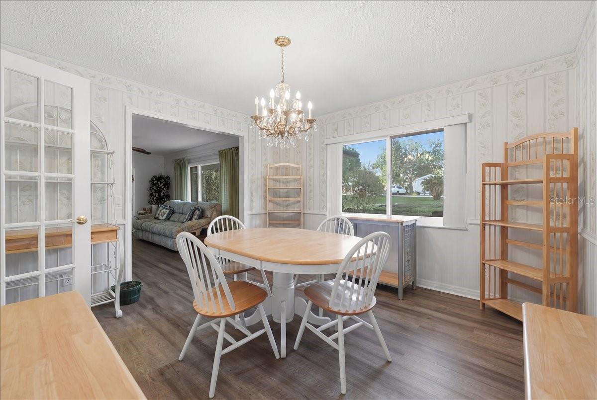 Image 27 of 61 For 236 W Lake Ina Drive