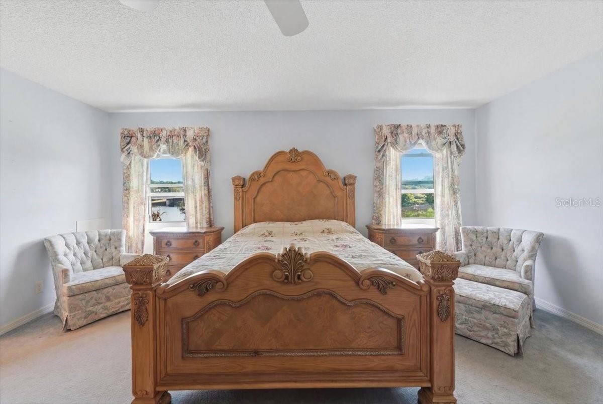 Image 44 of 61 For 236 W Lake Ina Drive