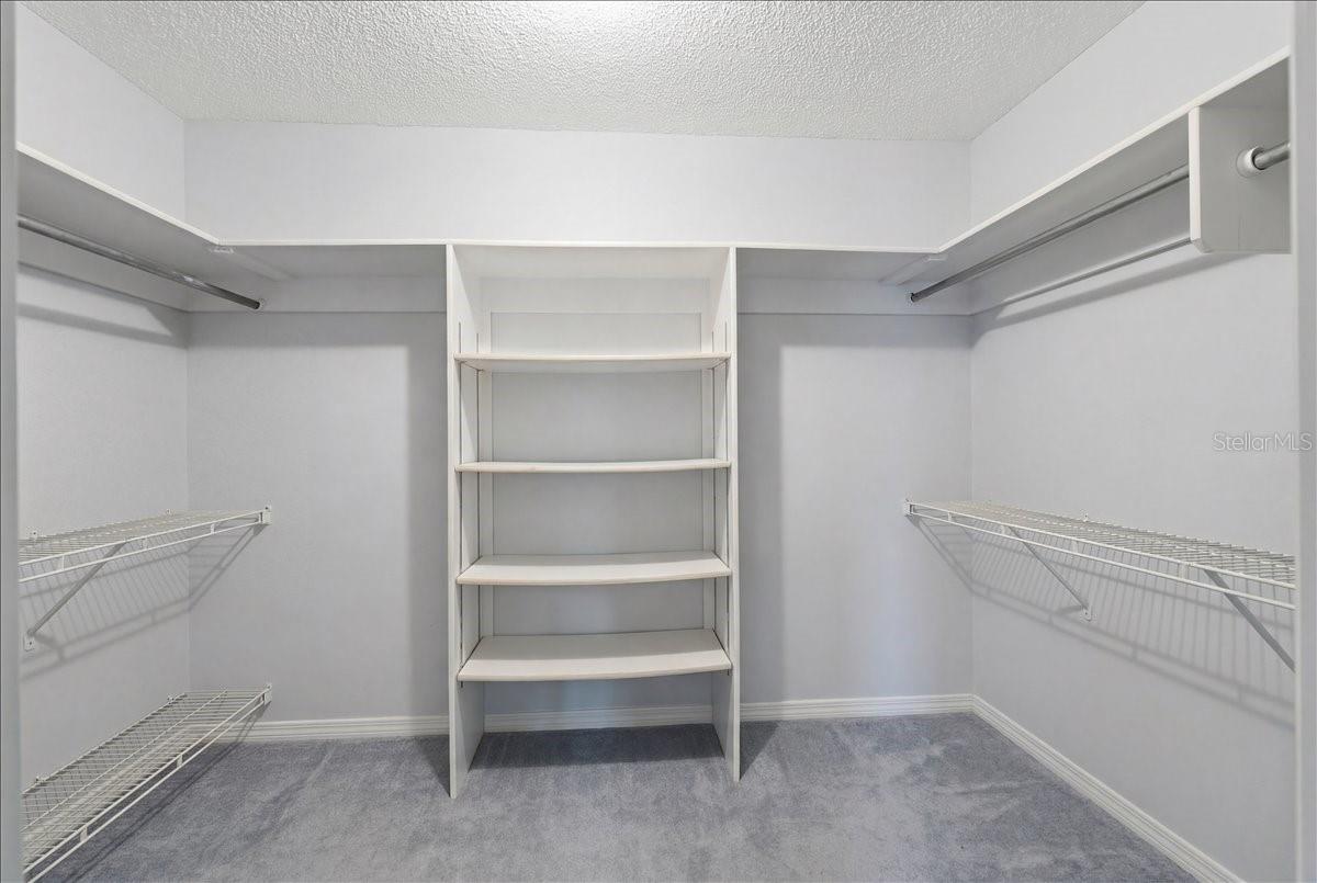 Image 47 of 61 For 236 W Lake Ina Drive