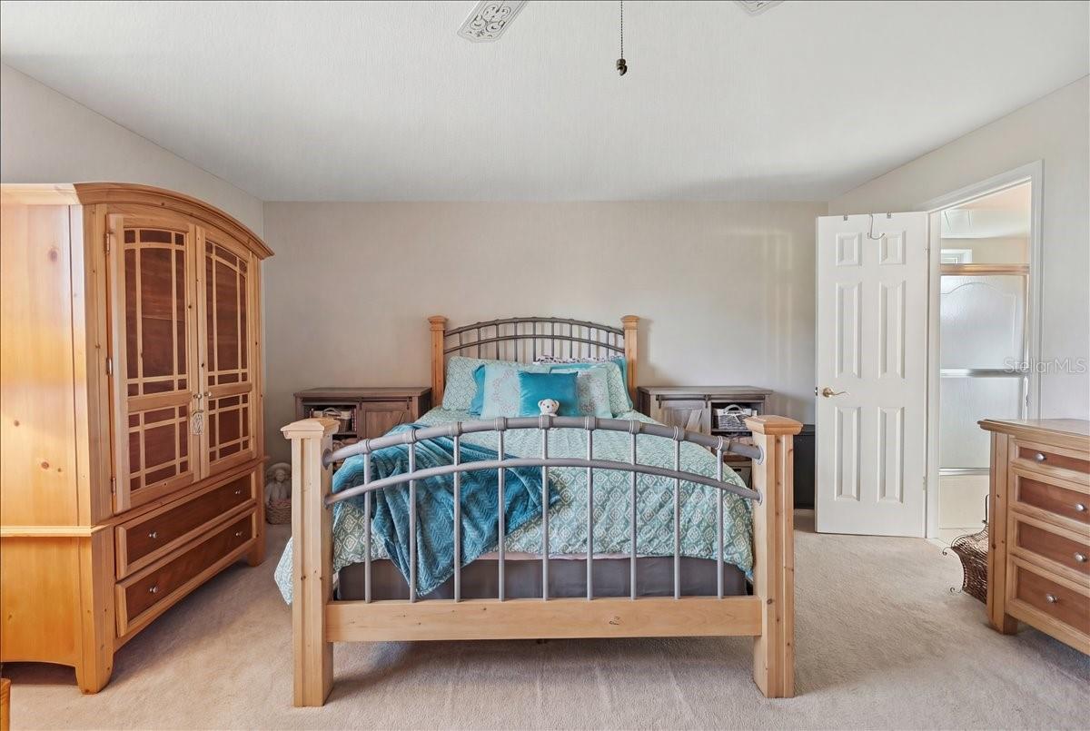 Image 53 of 61 For 236 W Lake Ina Drive