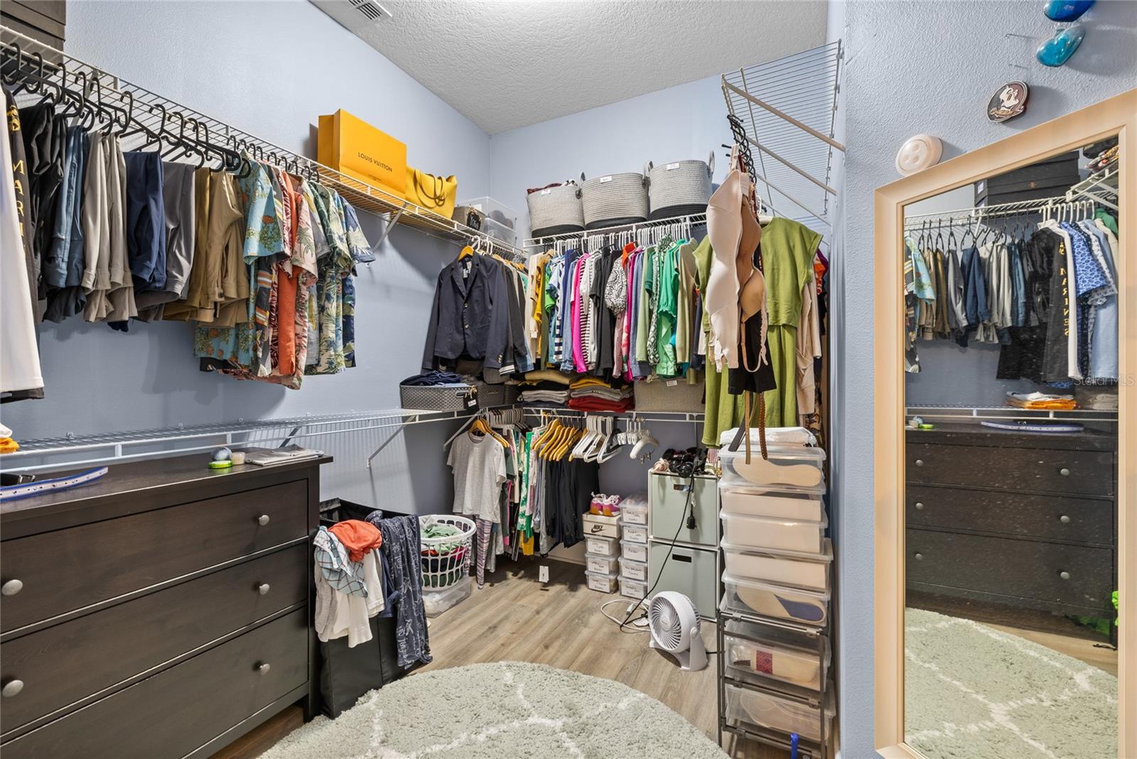 Image 22 of 43 For 5118 Chelwyn Court