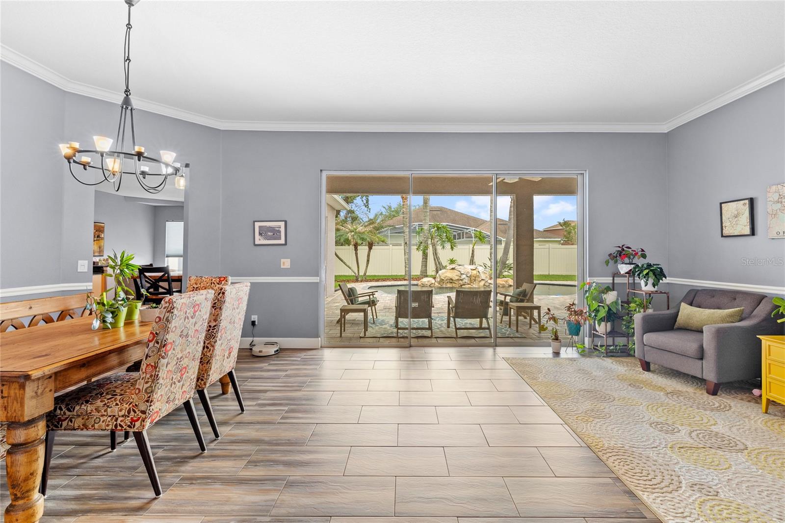 Image 27 of 43 For 5118 Chelwyn Court