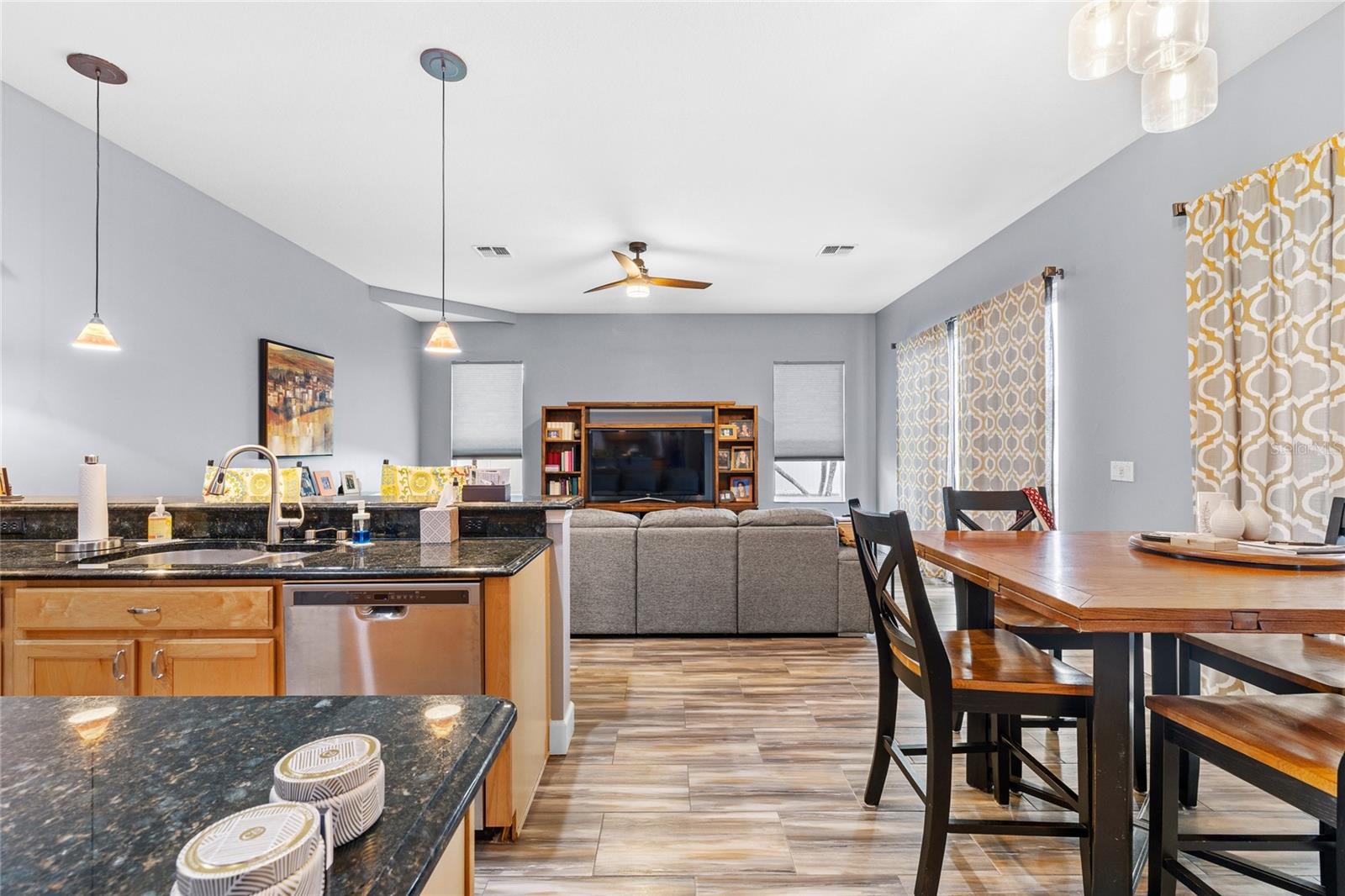 Image 37 of 43 For 5118 Chelwyn Court