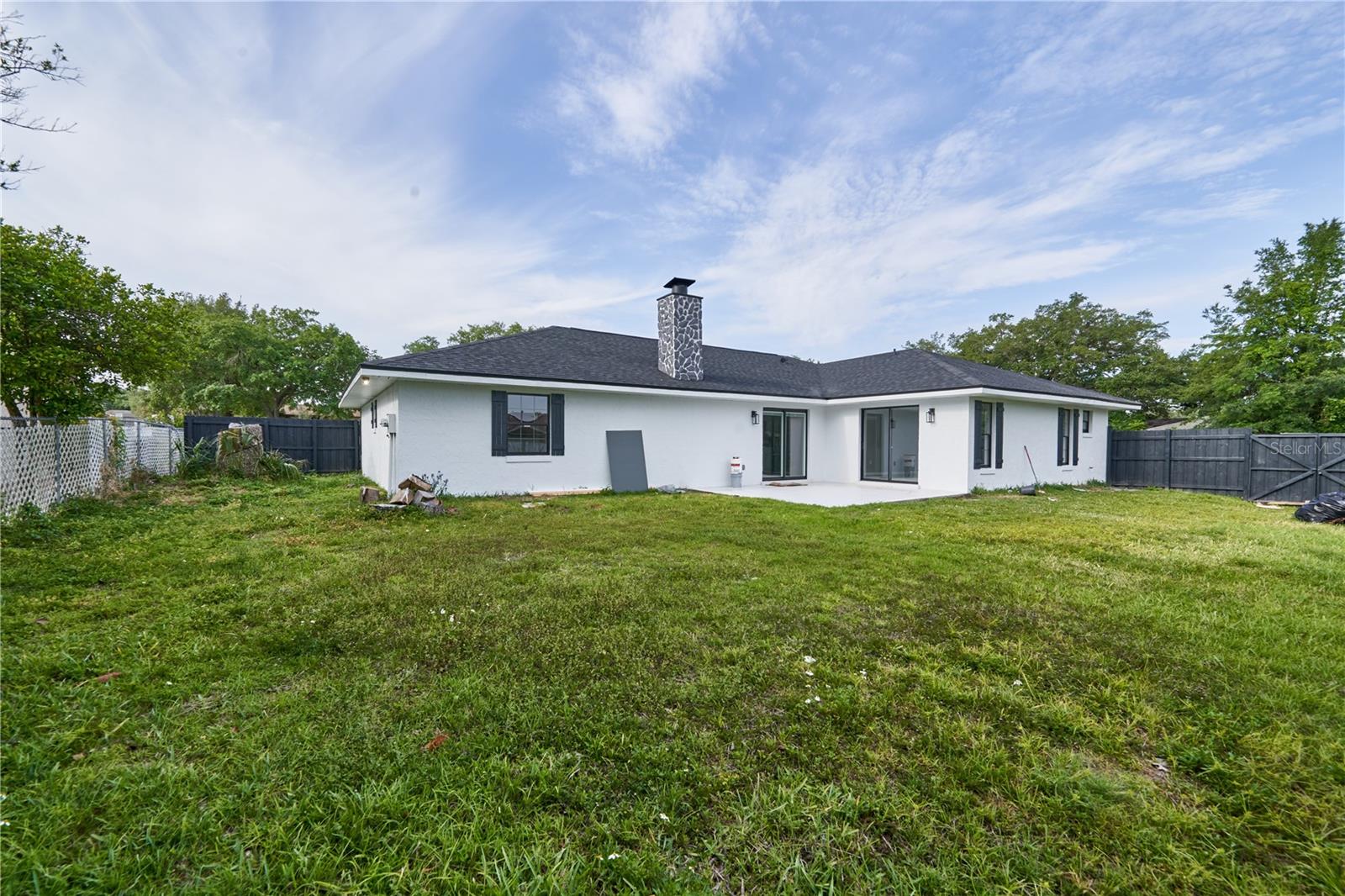 Image 30 of 53 For 211 Marion Oaks Lane