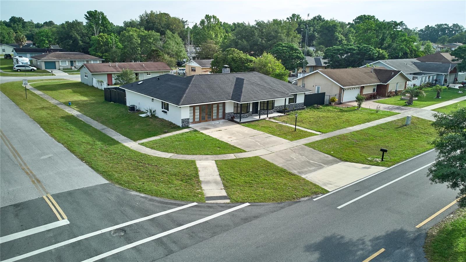 Image 49 of 53 For 211 Marion Oaks Lane