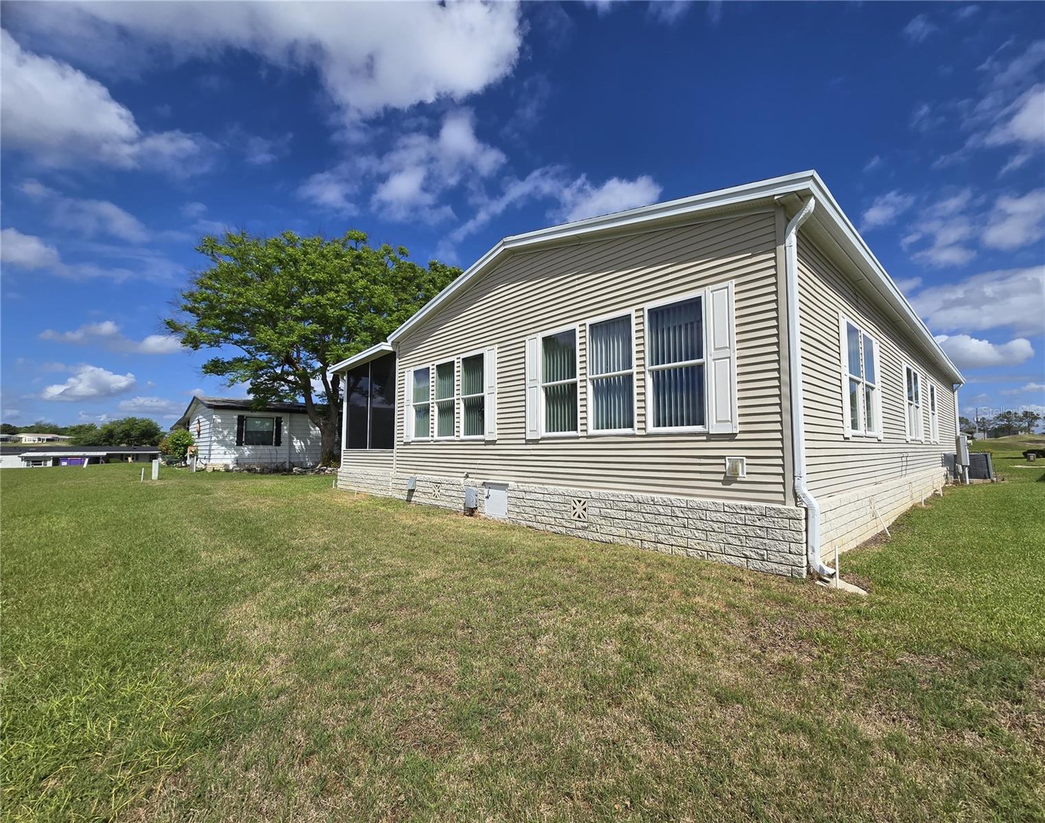 Image 2 of 34 For 3644 Parway Road 1149