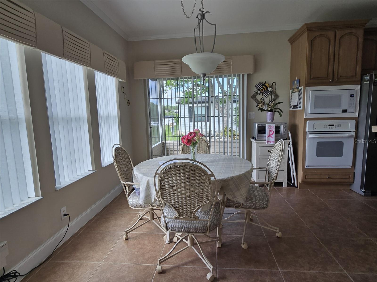 Image 25 of 34 For 3644 Parway Road 1149