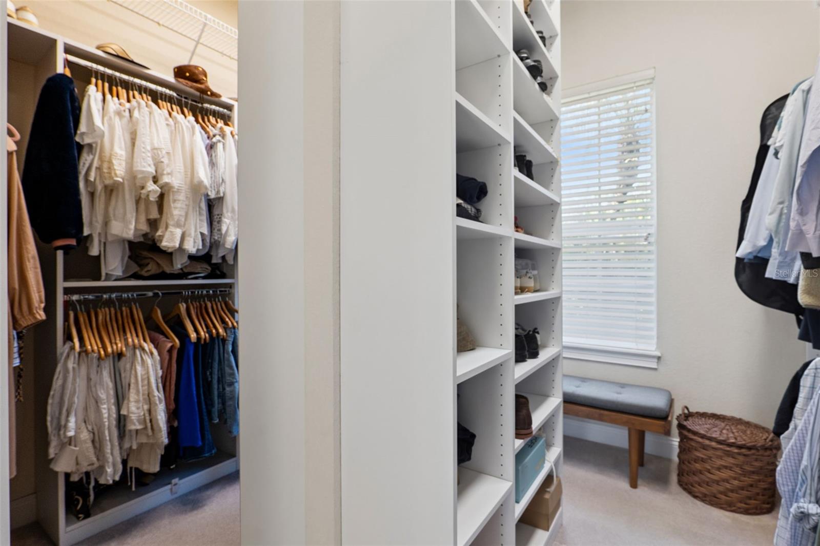 Image 24 of 59 For 213 Heatherwood Court