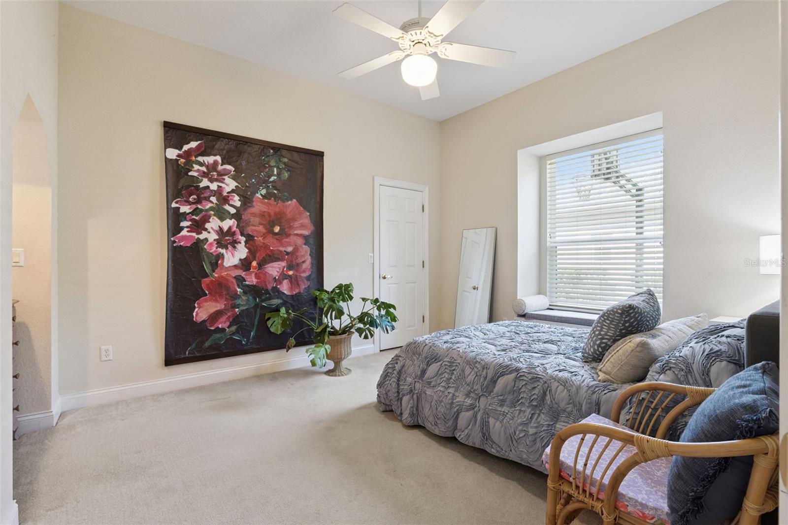 Image 30 of 59 For 213 Heatherwood Court