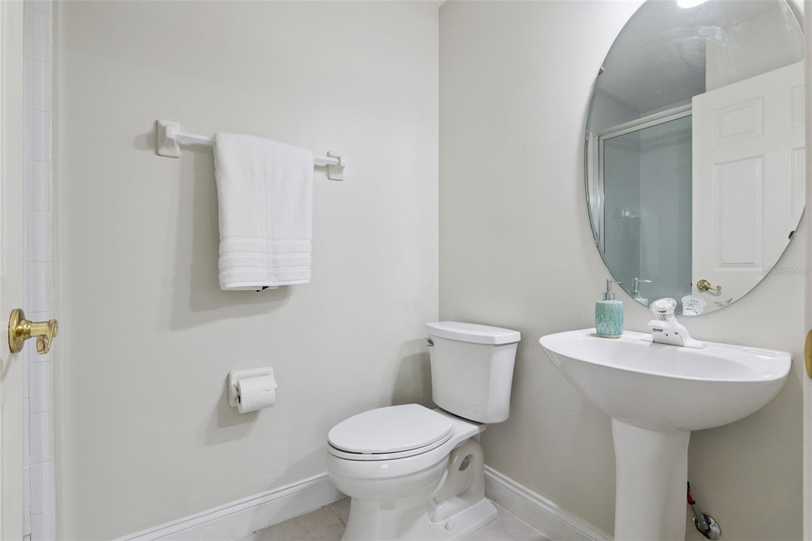 Image 32 of 59 For 213 Heatherwood Court