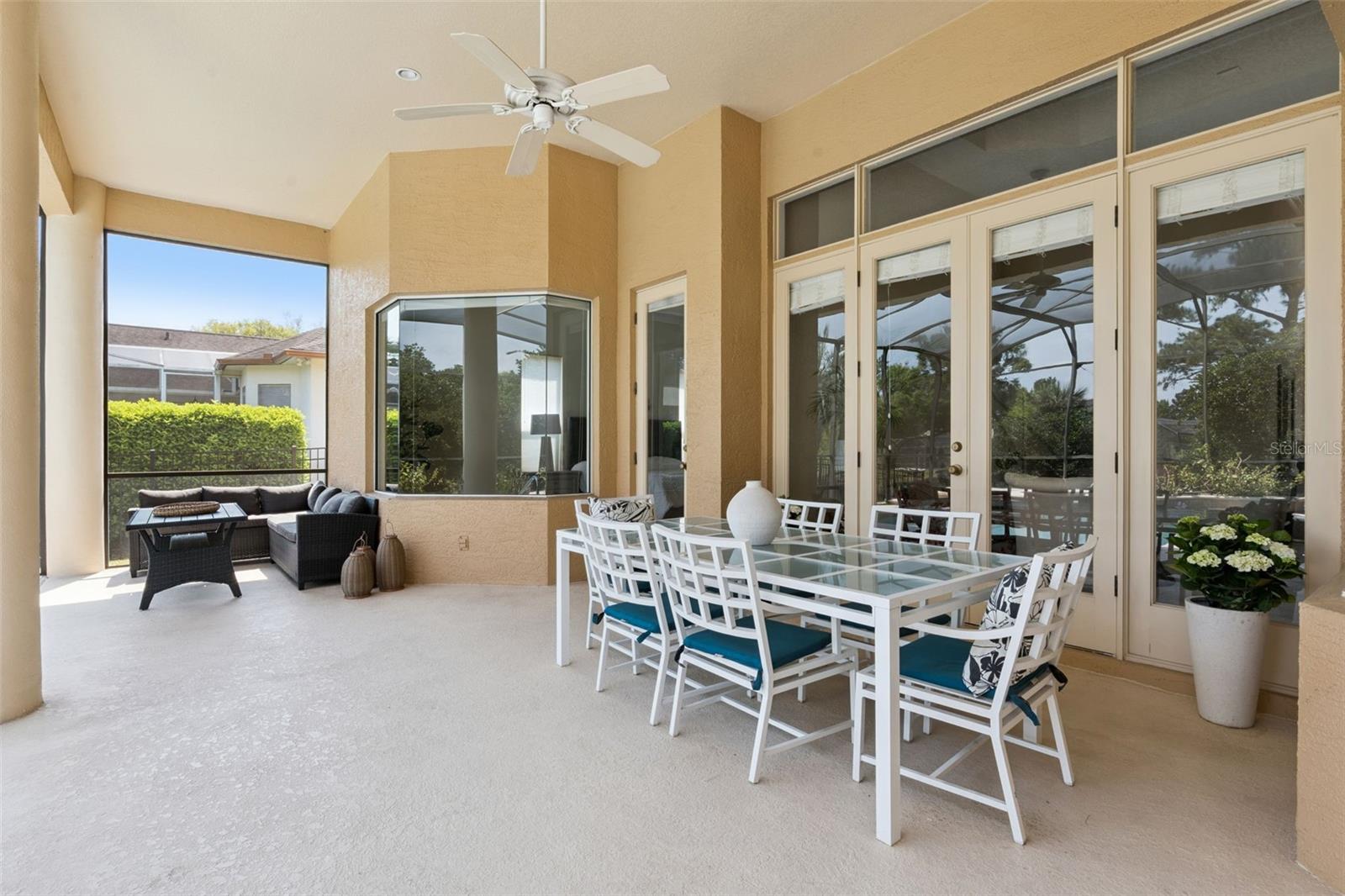 Image 36 of 59 For 213 Heatherwood Court