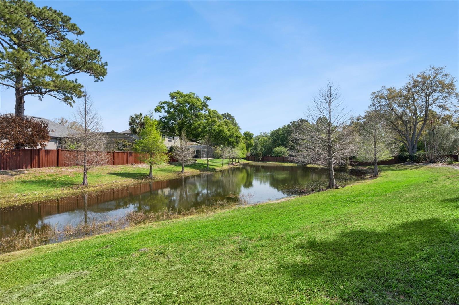 Image 42 of 59 For 213 Heatherwood Court