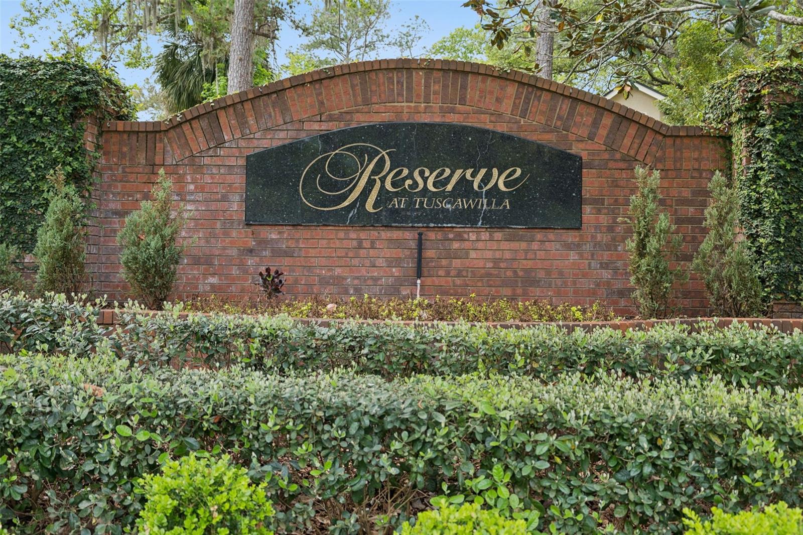 Image 48 of 59 For 213 Heatherwood Court