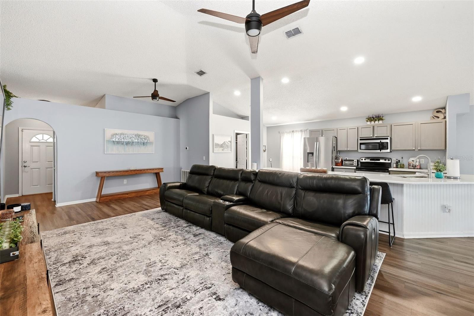 Image 11 of 36 For 2257 Kingscrest Circle