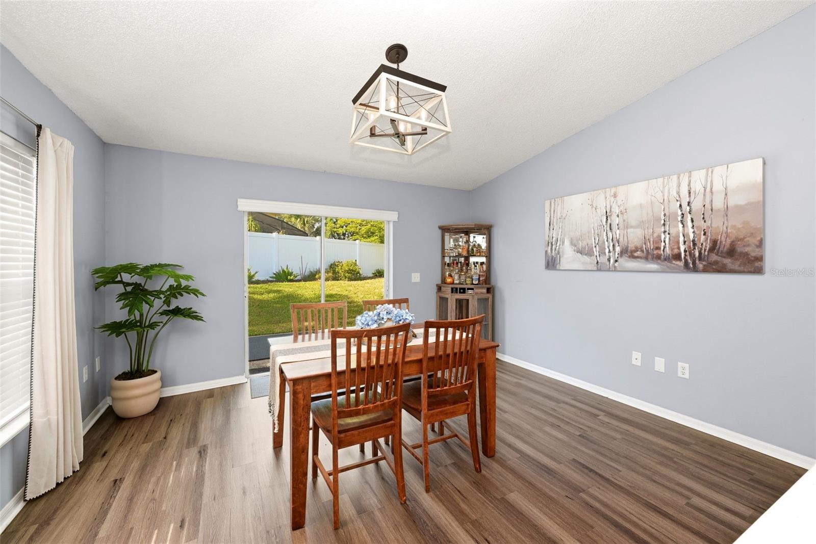 Image 17 of 36 For 2257 Kingscrest Circle