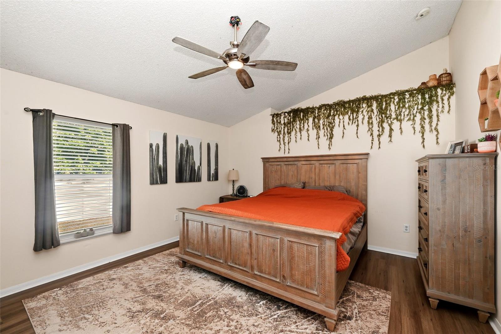 Image 19 of 36 For 2257 Kingscrest Circle