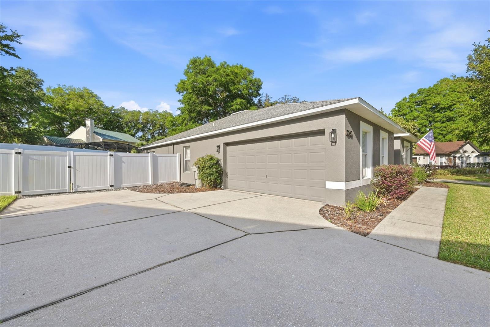 Image 28 of 36 For 2257 Kingscrest Circle