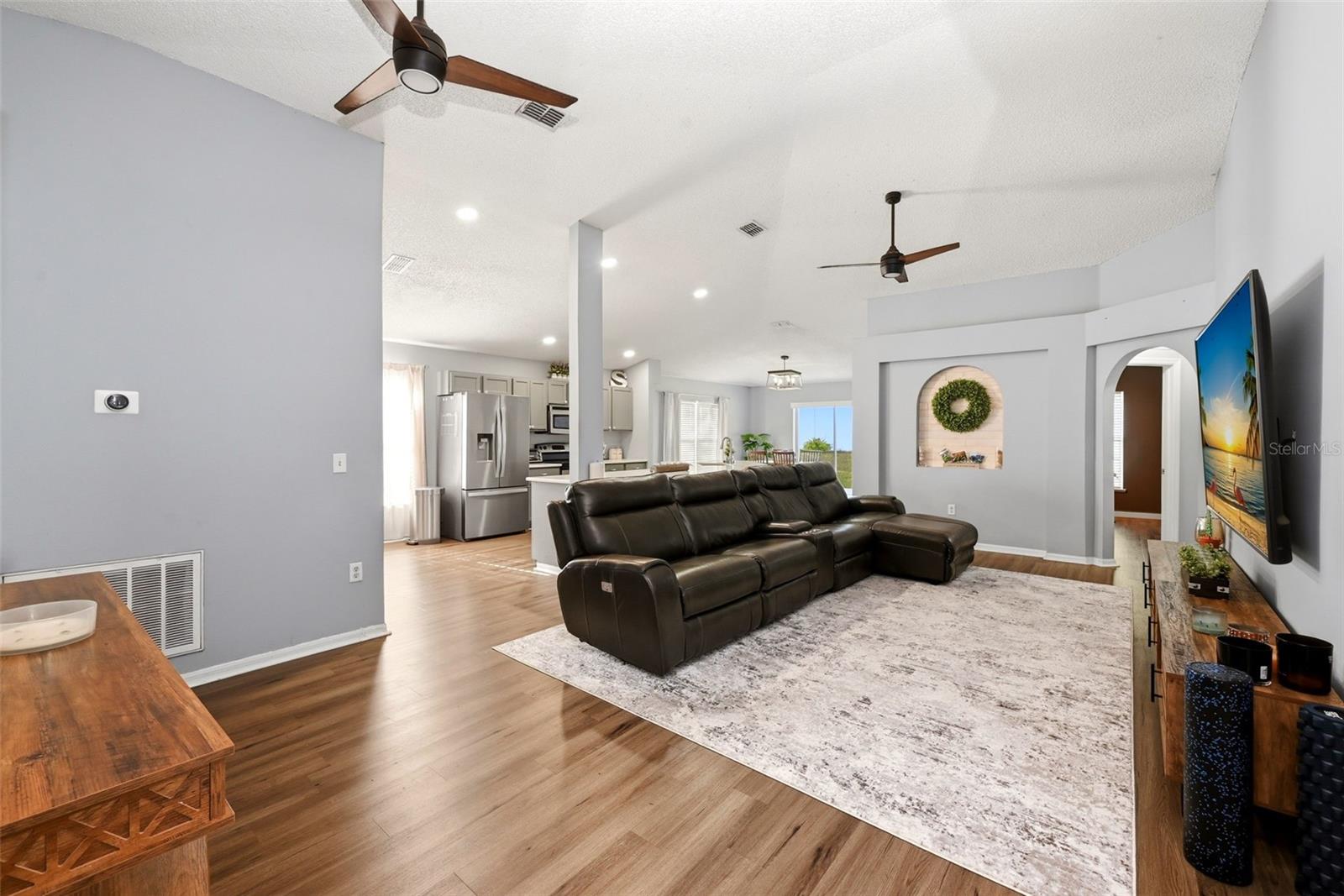 Image 7 of 36 For 2257 Kingscrest Circle