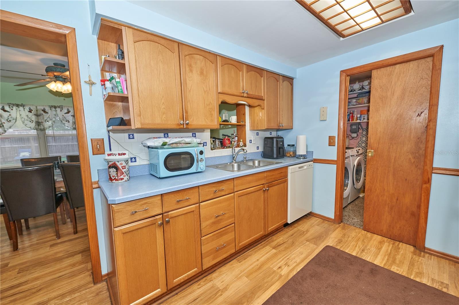 Image 24 of 64 For 741 Longdale Avenue