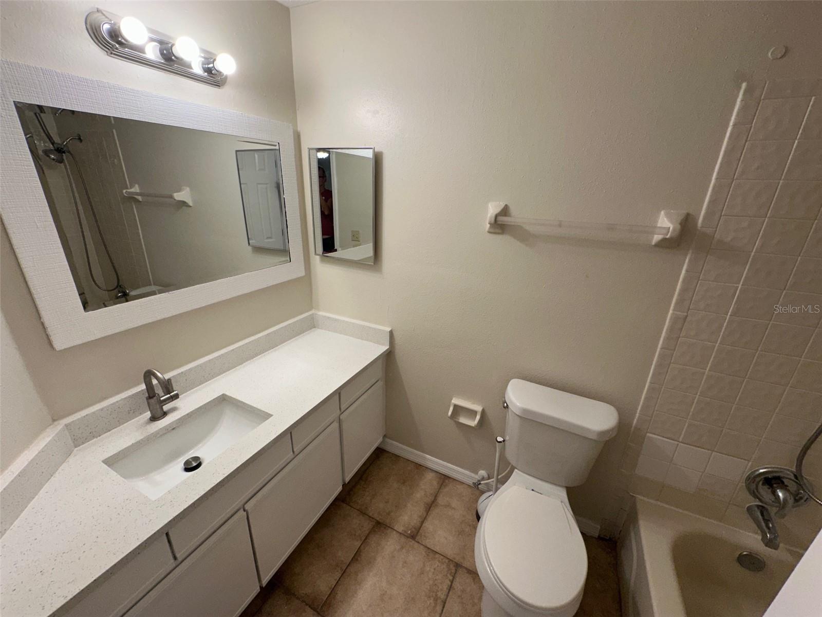 Image 8 of 15 For 626 Cambridge Way 98