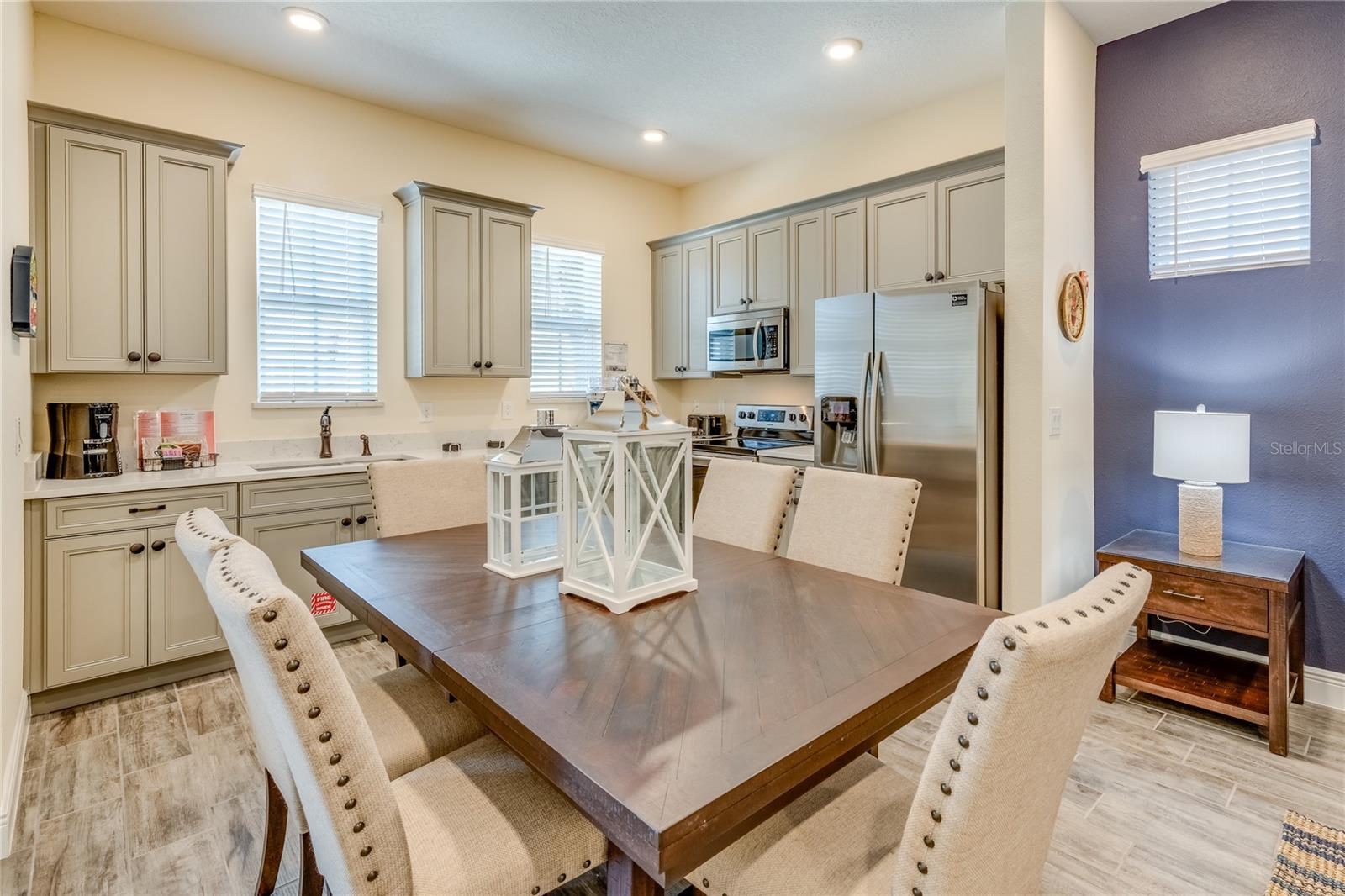 Image 3 of 64 For 8080 Dreamsicle Drive