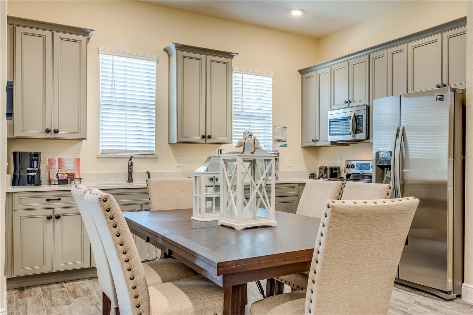 Image 4 of 64 For 8080 Dreamsicle Drive
