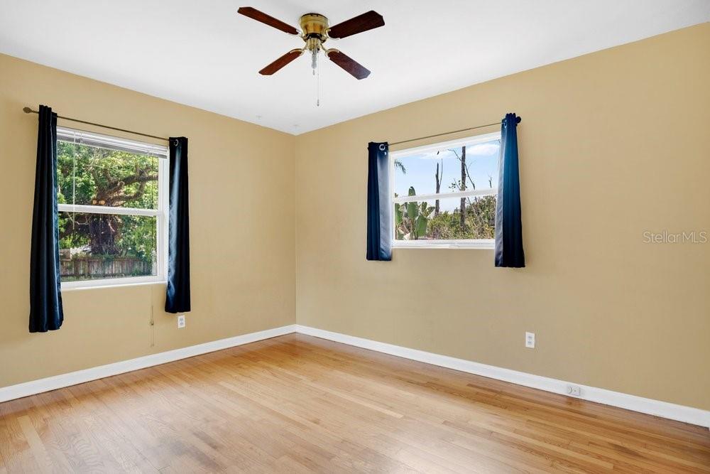 Image 11 of 34 For 2501 Bethaway Avenue