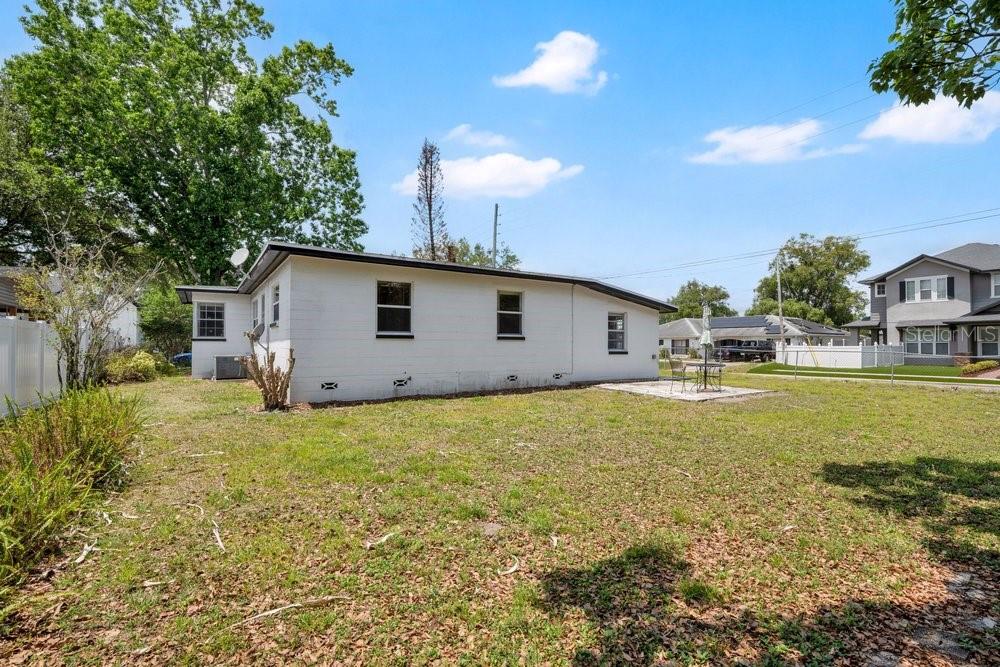 Image 21 of 34 For 2501 Bethaway Avenue