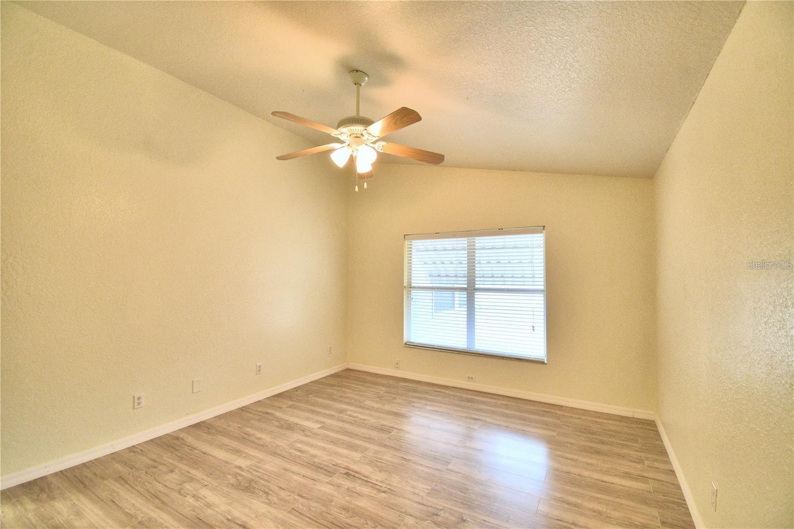 Image 14 of 34 For 616 Crystals Boulevard