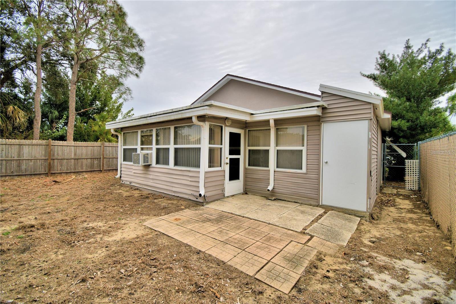 Image 28 of 34 For 616 Crystals Boulevard