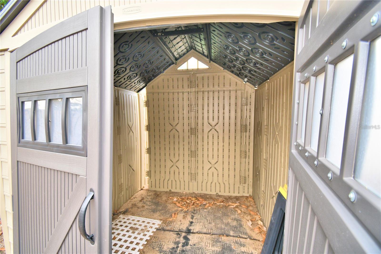 Image 29 of 34 For 616 Crystals Boulevard