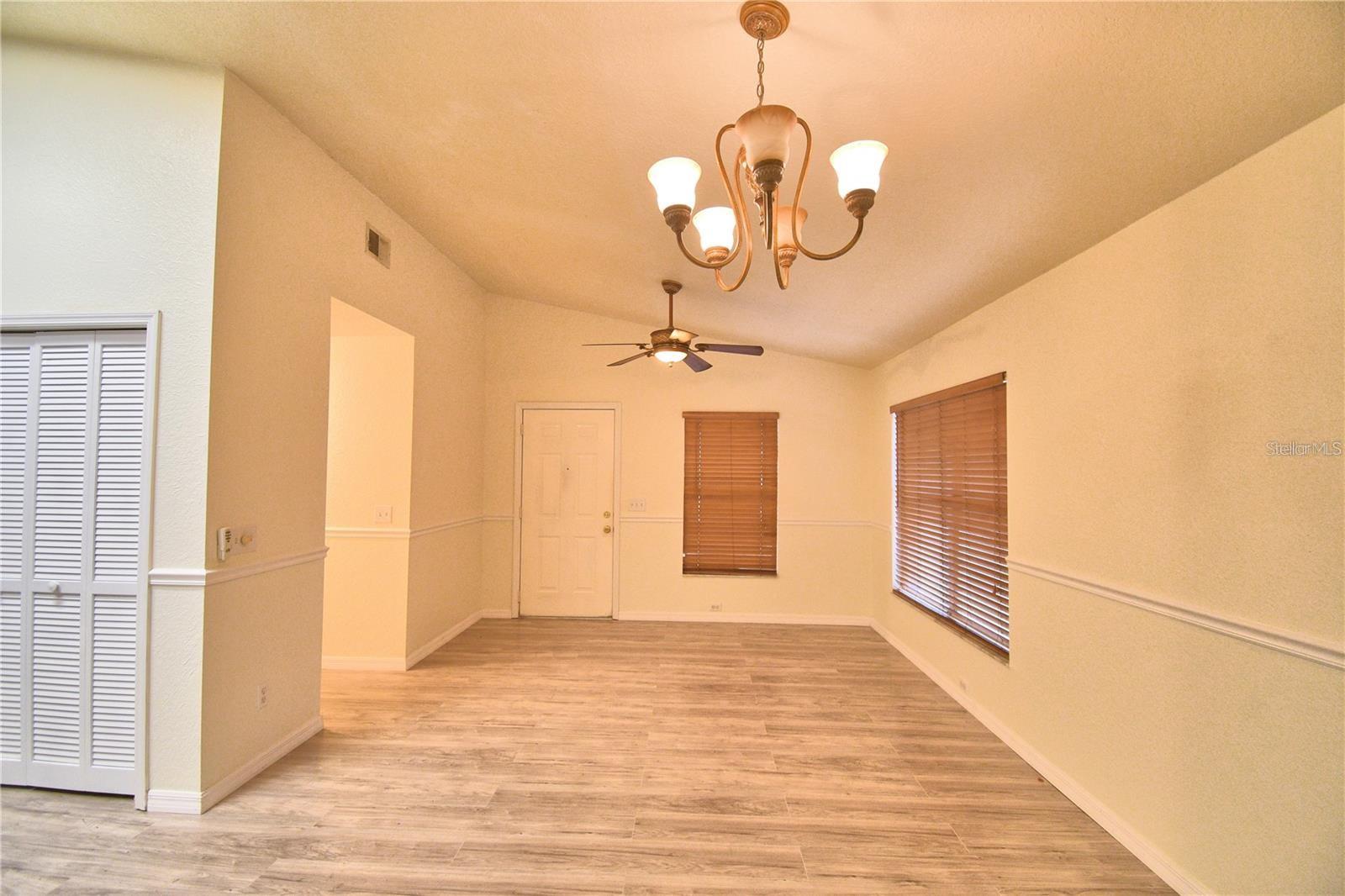 Image 5 of 34 For 616 Crystals Boulevard