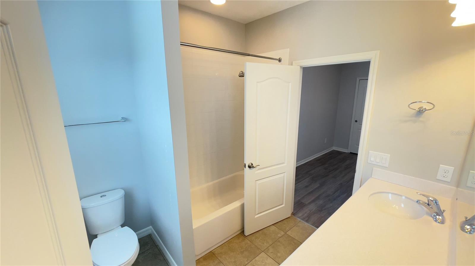 Image 14 of 31 For 7255 Shadeview Alley