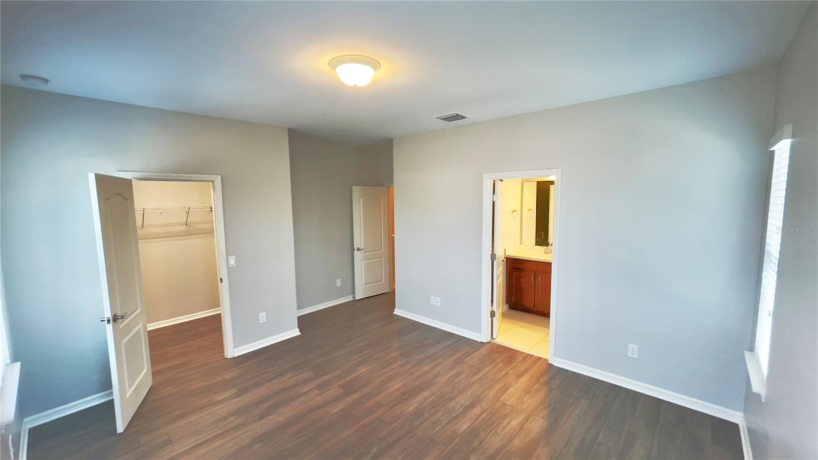 Image 19 of 31 For 7255 Shadeview Alley