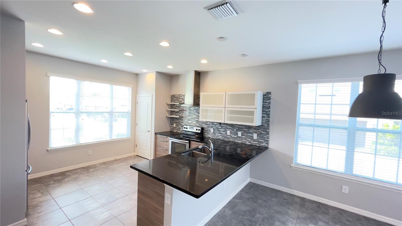 Image 2 of 31 For 7255 Shadeview Alley