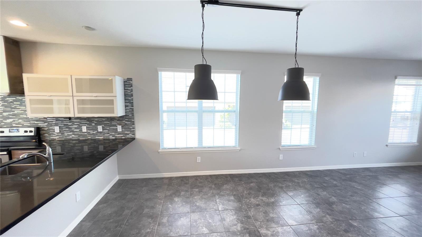 Image 5 of 31 For 7255 Shadeview Alley