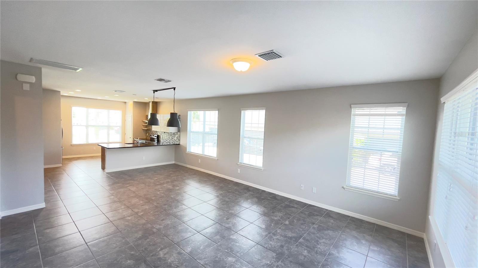 Image 7 of 31 For 7255 Shadeview Alley