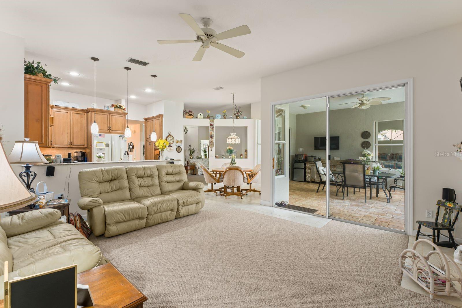 Image 17 of 46 For 827 Chatfield Way