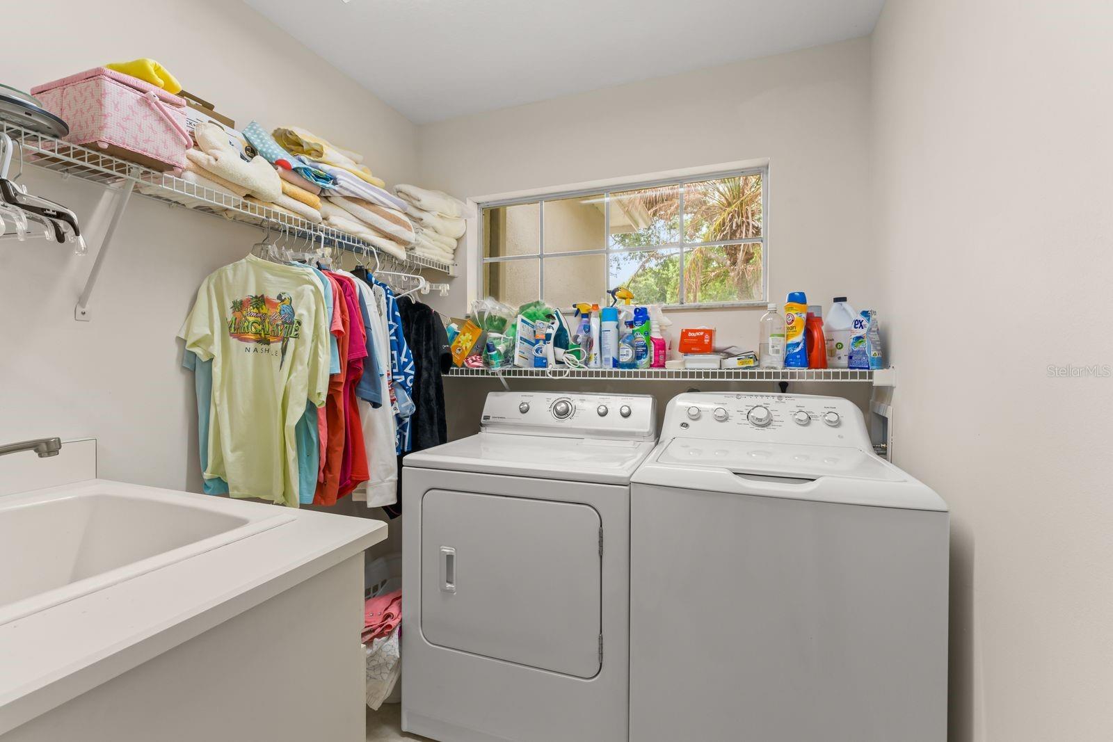 Image 25 of 46 For 827 Chatfield Way