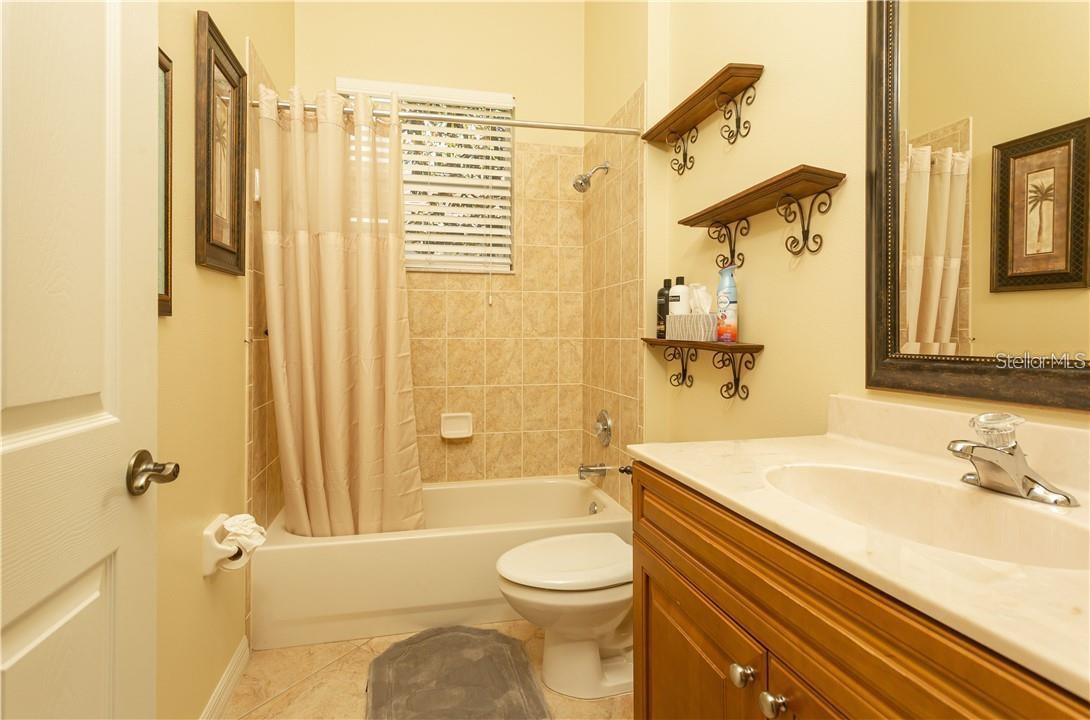 Image 10 of 14 For 2362 Caledonian Street