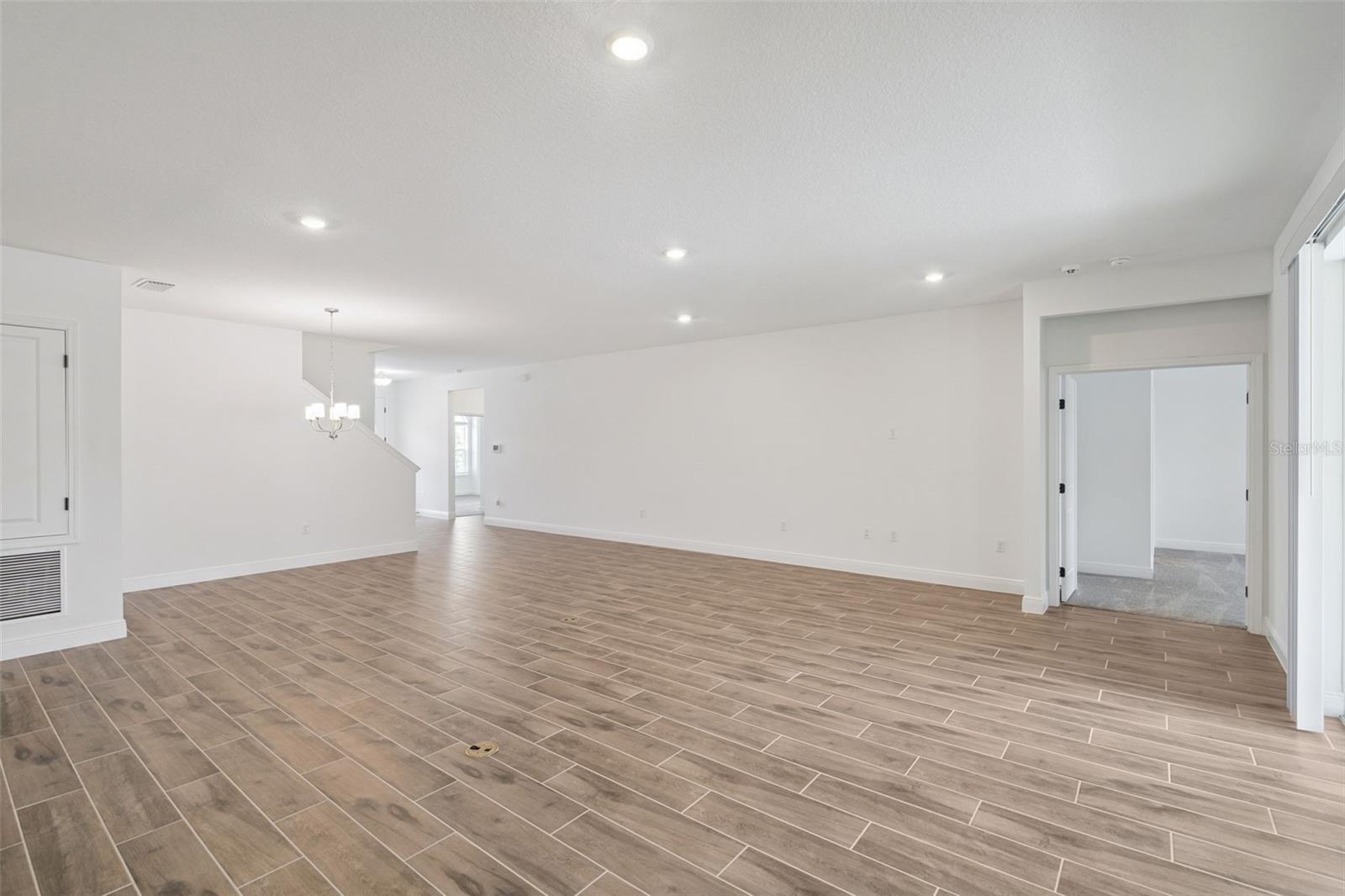 Image 6 of 35 For 2311 Juniper Berry Drive