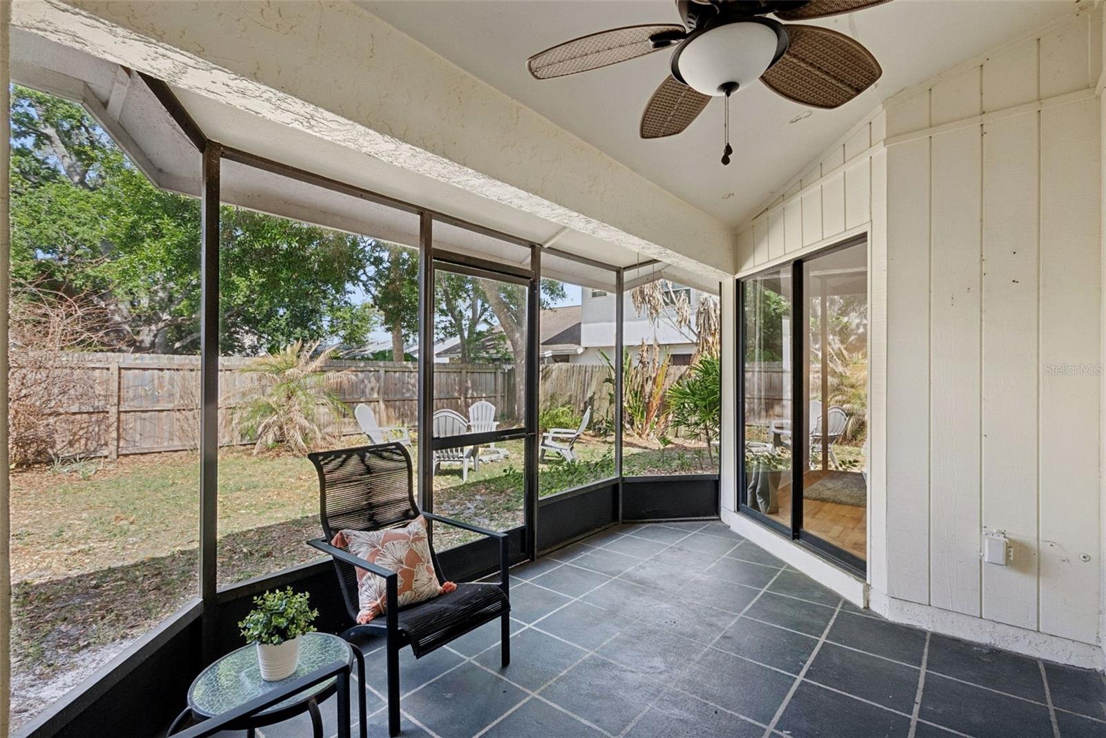 Image 22 of 27 For 410 Poplar Court