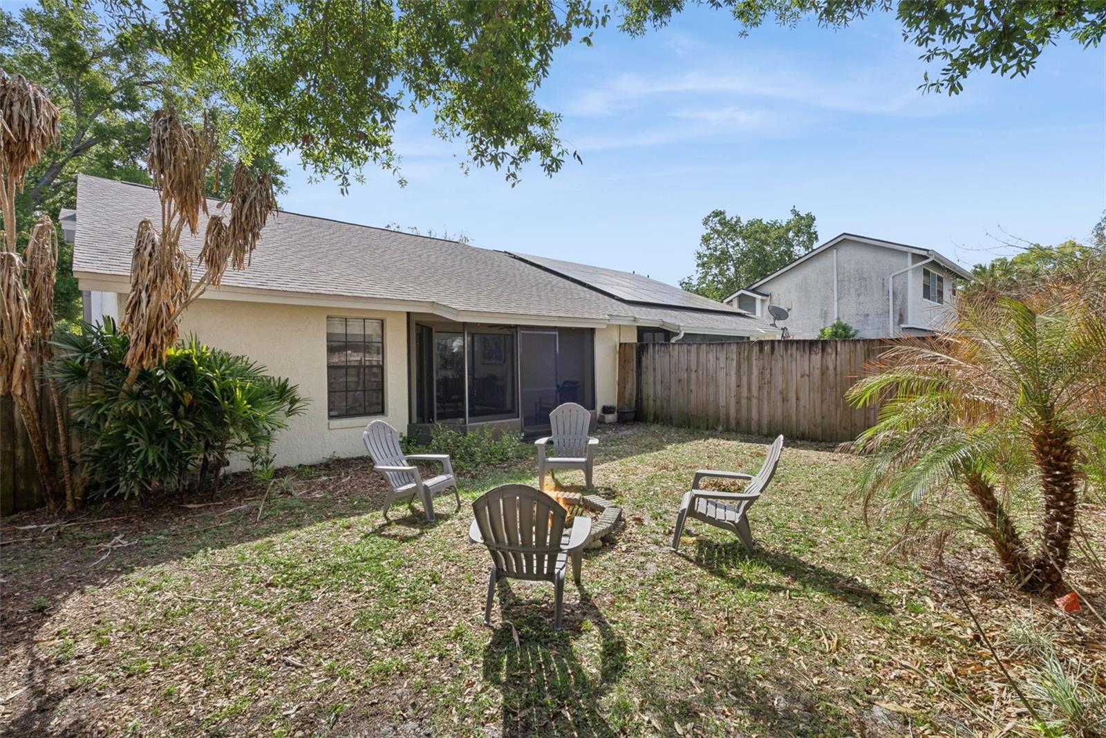 Image 23 of 27 For 410 Poplar Court